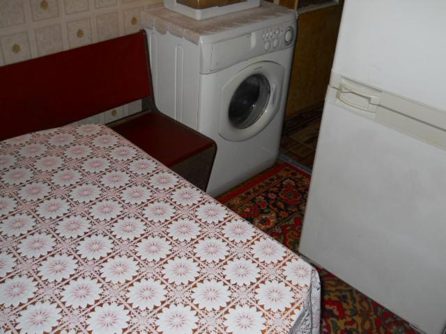 Квартира 2-Кімнатна Бюджетна Центр Парк-10Хв Wi-Fi テルノーピリ エクステリア 写真