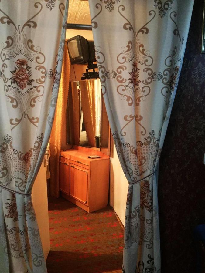 Квартира 2-Кімнатна Бюджетна Центр Парк-10Хв Wi-Fi テルノーピリ エクステリア 写真